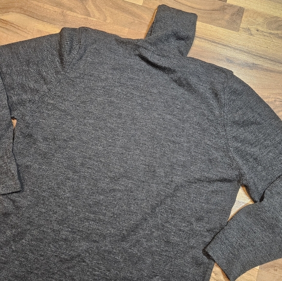 St. Bernard Lambswool Gray Turtleneck Sweater Women’s 18-20 - Picture 2 of 7